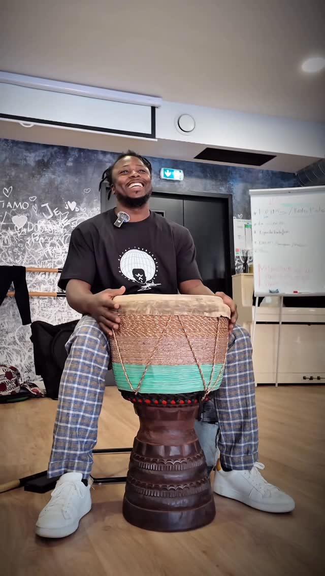 Percussionniste au djembé